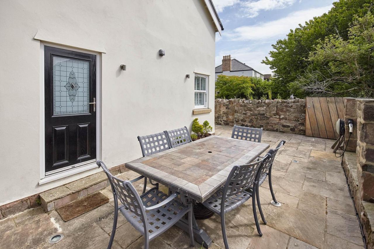 Host & - Doray House Newton by the Sea